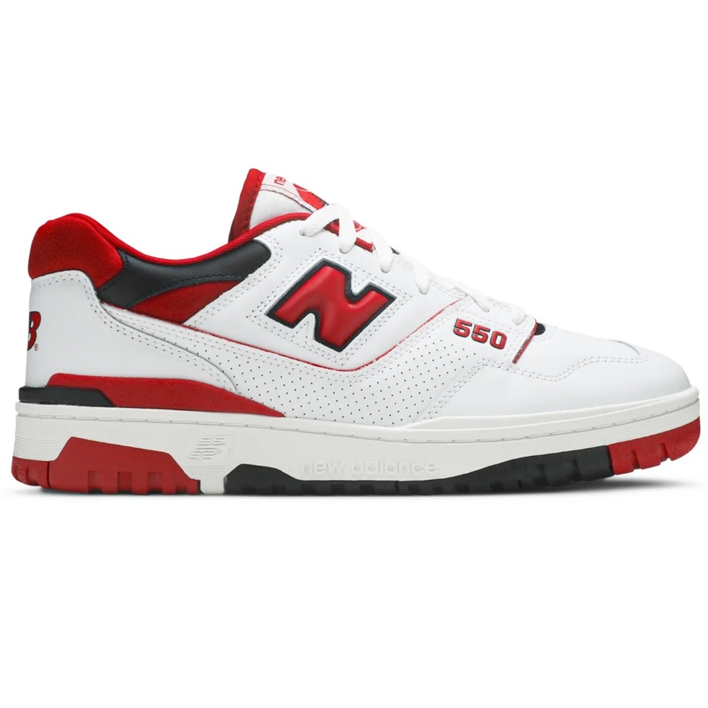 BRAND NEW! NEVER WORN IN BOX! New Balance 550 unisex low top sneaker.